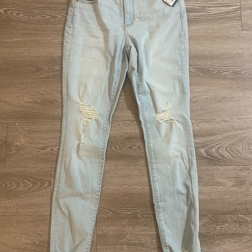 NWT Universal Thread Skinny Jeans - Picture 2 of 8